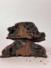 Load image into Gallery viewer, Chocolate Strawberry