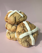 Load image into Gallery viewer, Hot Cross Cookies!
