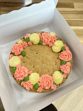 Load image into Gallery viewer, Build your own Cookie Cake!
