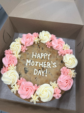 Load image into Gallery viewer, Build your own Cookie Cake!

